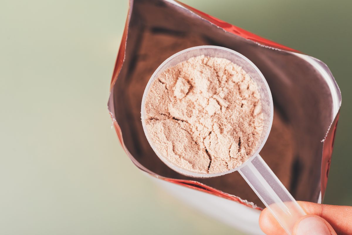 Protein Powder: Is It Safe? How Much Is Too Much? How to Choose the Right OneProtein Powder: Is It Safe? How Much Is Too Much? How to Choose the Right One