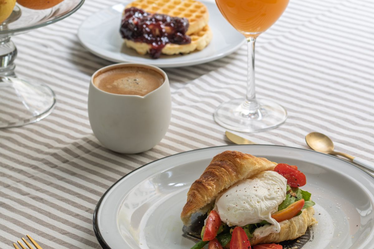 Same Meal, Different Blood Sugar: Why The Order You Eat Really Matters